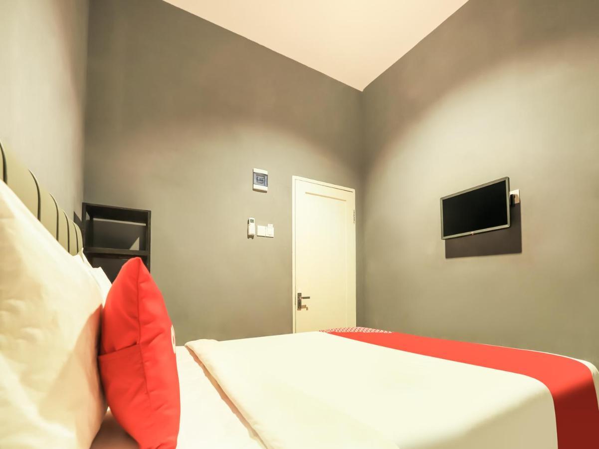 Oyo 3492 Mandala Residence 메단 외부 사진